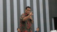 Rektor UI Ari Kuncoro